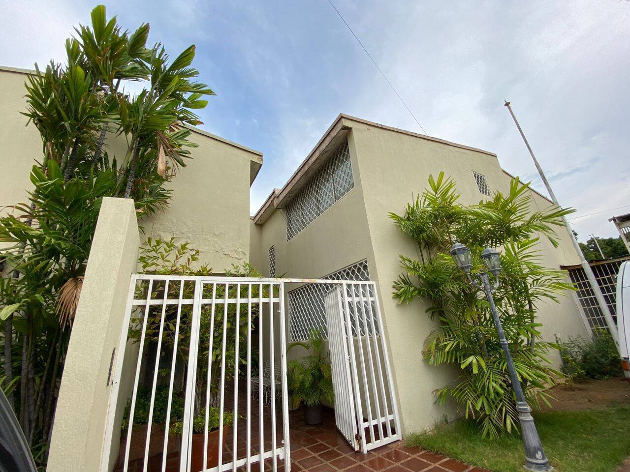 #106 - TOWNHOUSE para Venta en Maracaibo - V