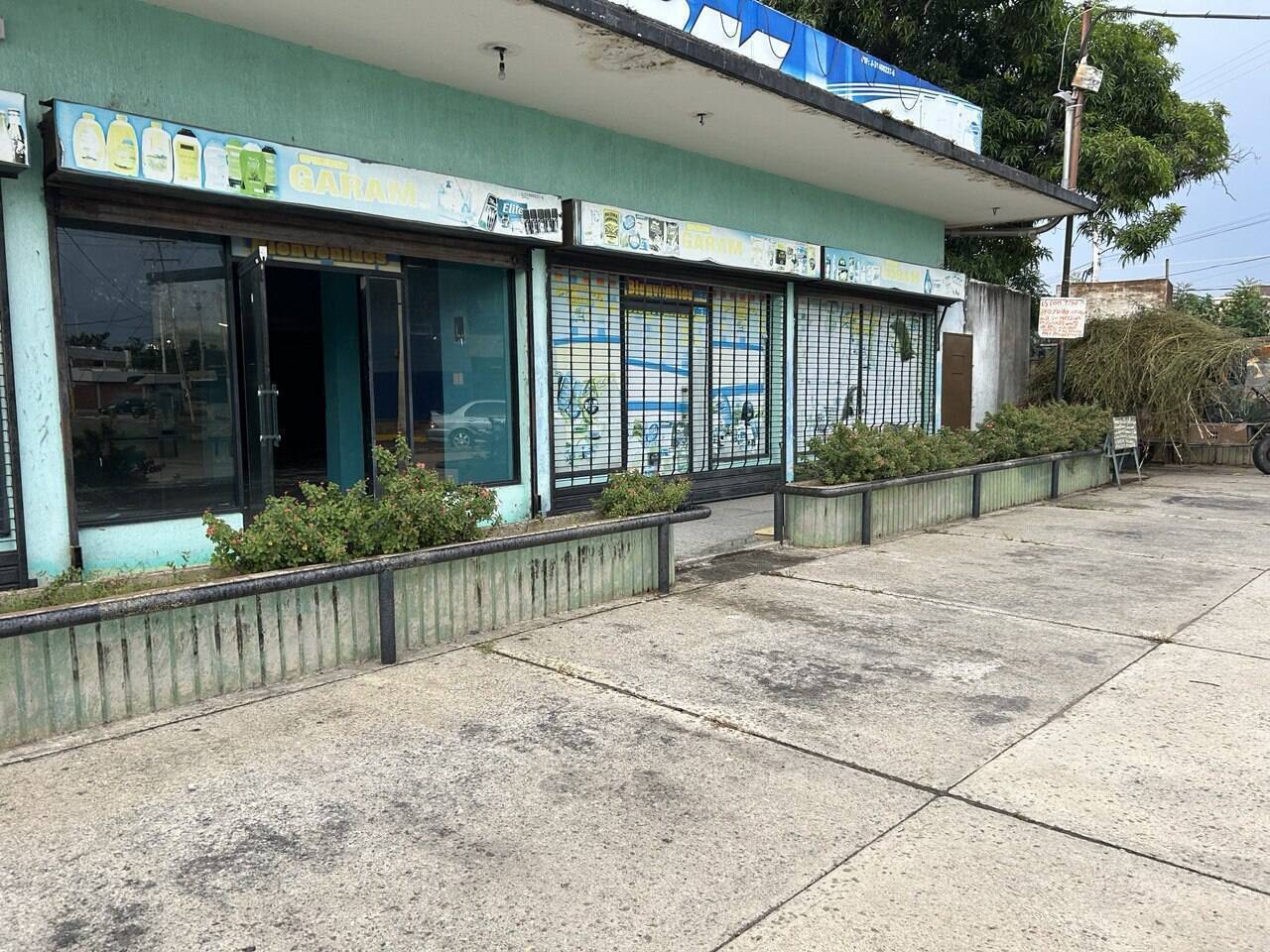 Local en Avenida Bolívar