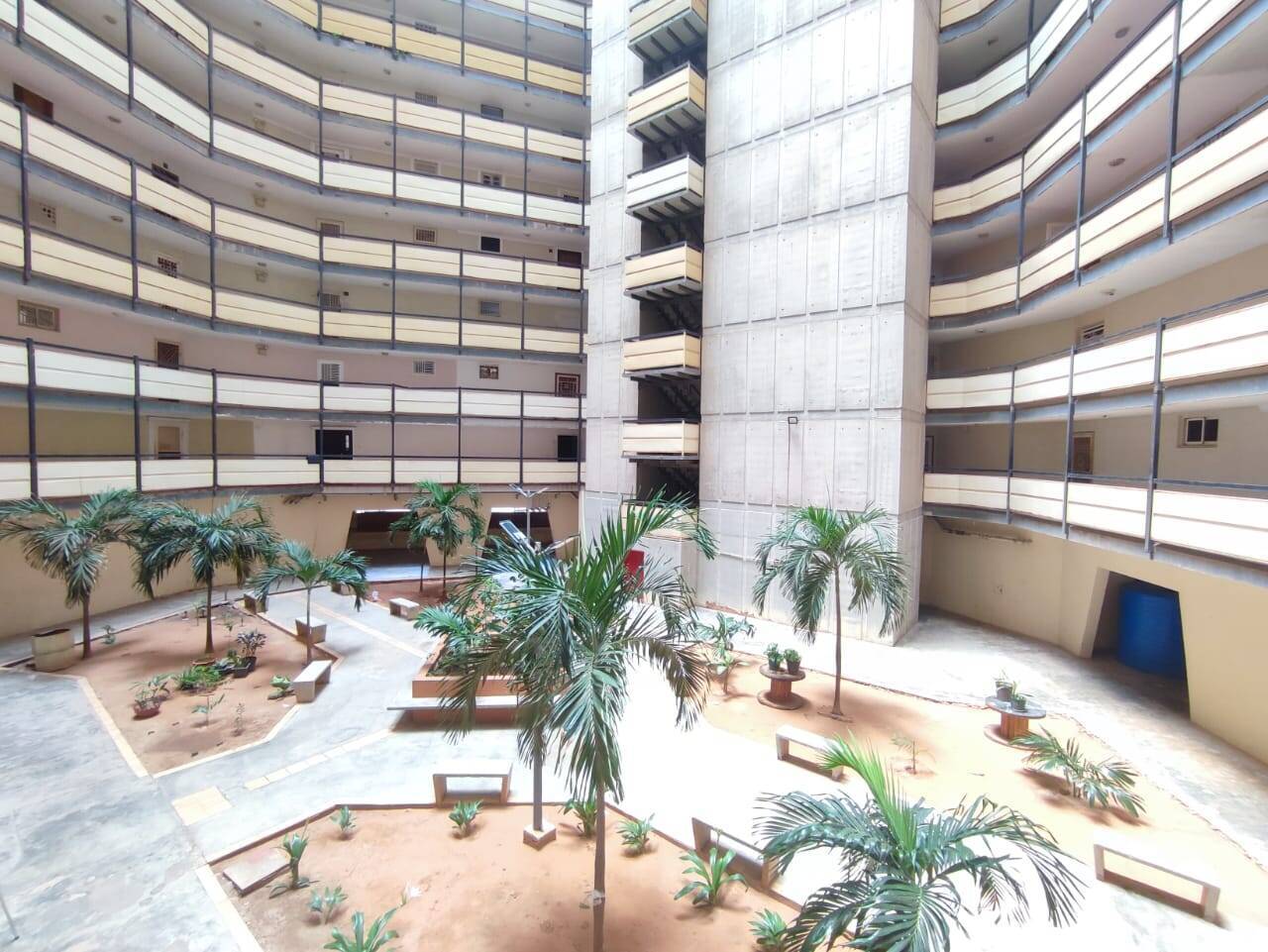 #221 - APARTAMENTO para Venta en Maracaibo - V