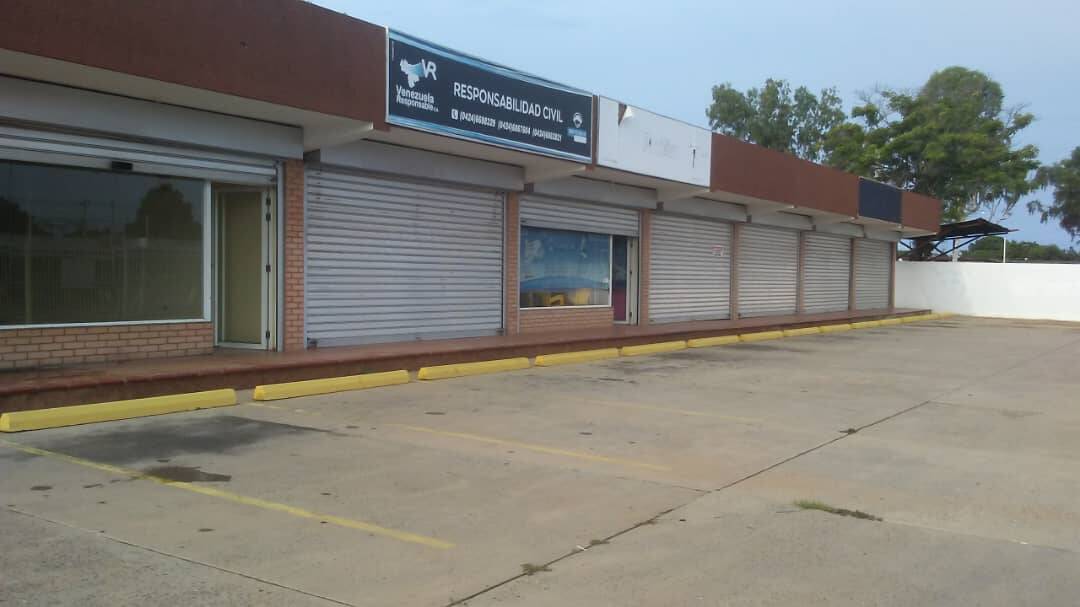 #225 - LOCAL COMERCIAL para Alquiler en San Francisco - V