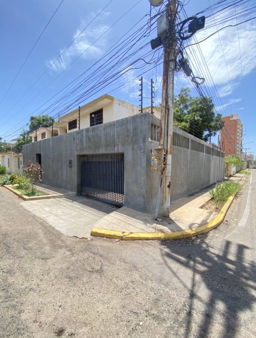#344 - CASA COMERCIAL para Venta en Maracaibo - V