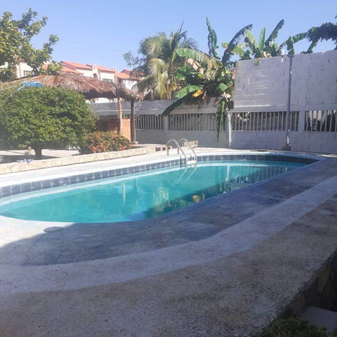 #612 - CASA para Venta en Falcón - I