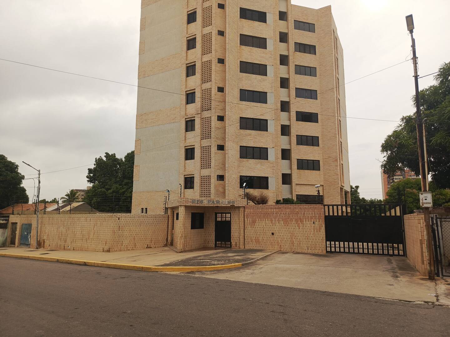 #981 - APARTAMENTO para Venta en Maracaibo - V