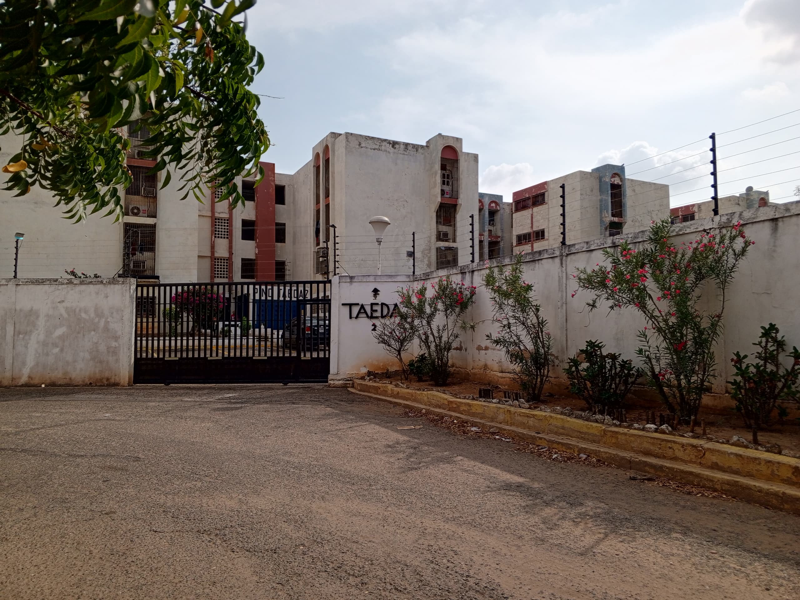#1000 - APARTAMENTO para Venta en Maracaibo - V