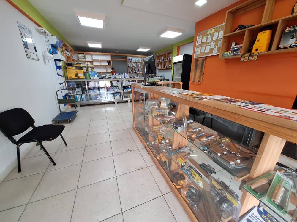 #1053 - LOCAL COMERCIAL para Venta en Ciudad Ojeda - V