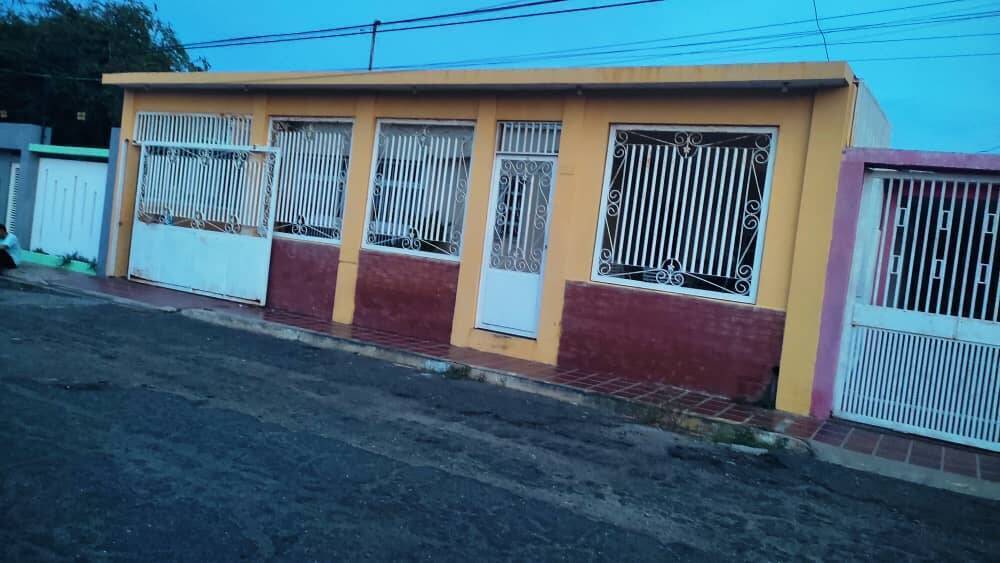 #1316 - CASA para Venta en Maracaibo - V
