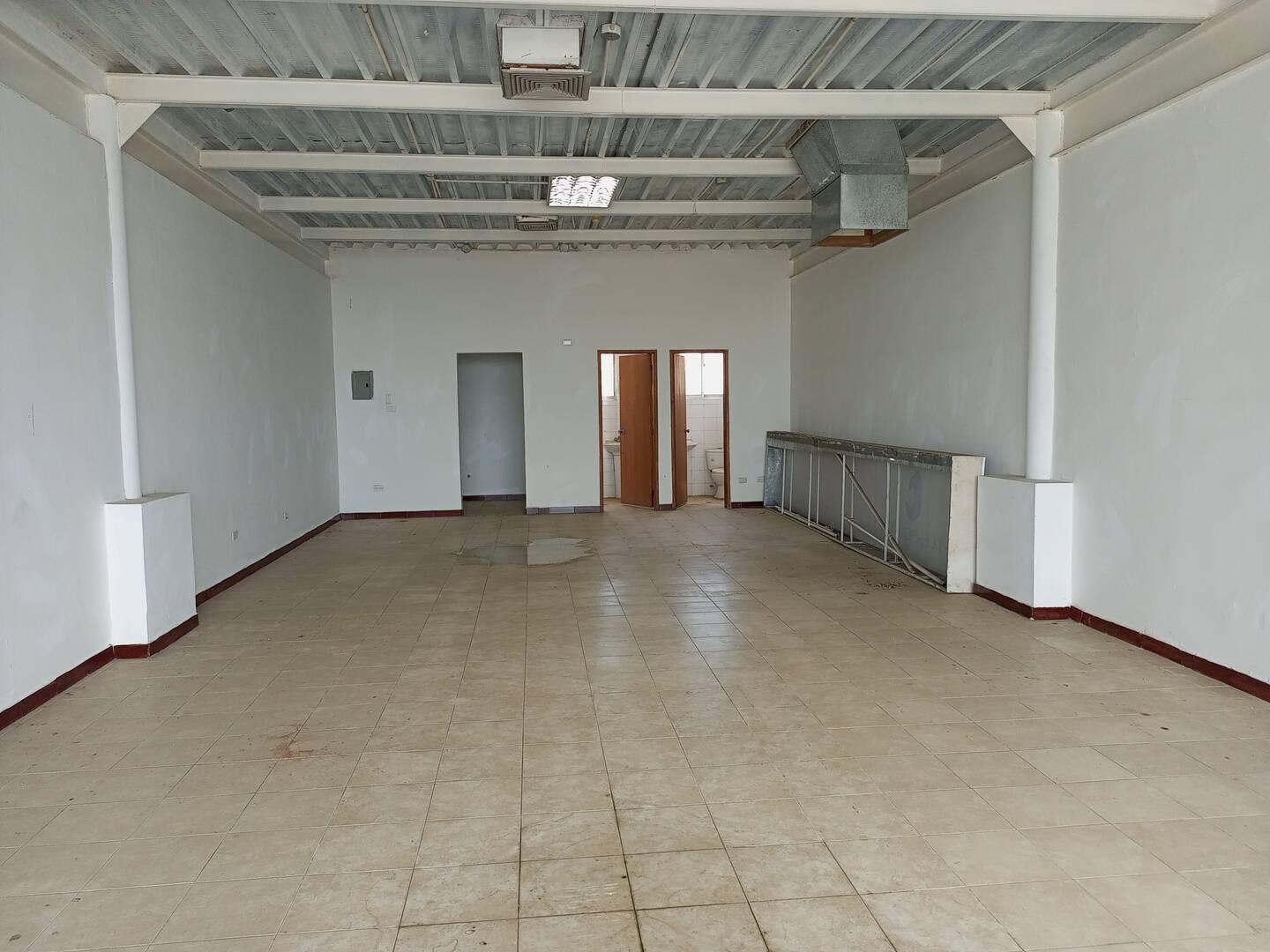 #1344 - LOCAL COMERCIAL para Alquiler en Maracaibo - V