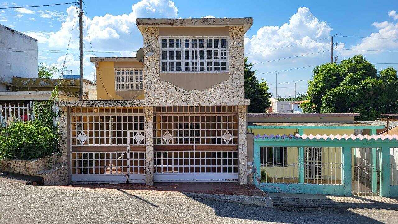 #1366 - CASA para Venta en Maracaibo - V