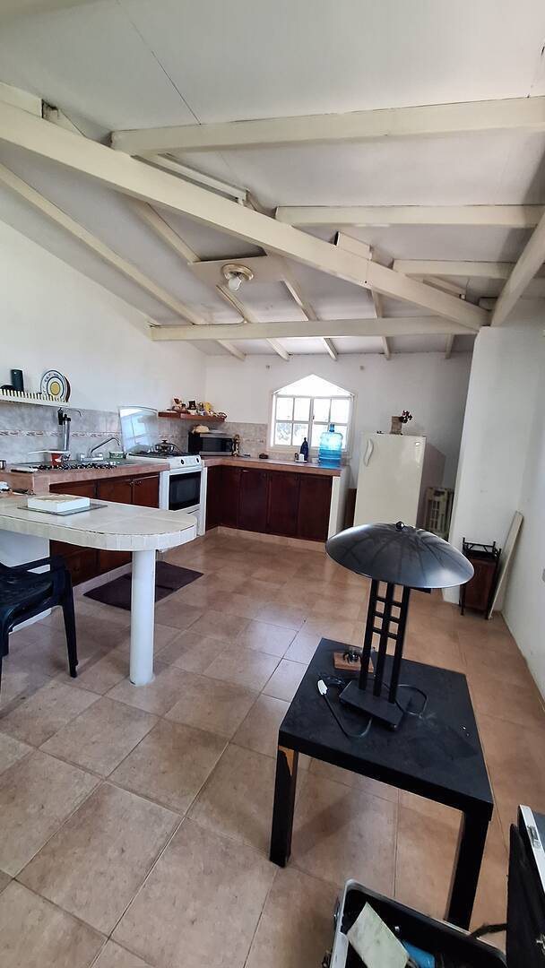 #1708 - APARTAMENTO para Alquiler en Cabimas - V