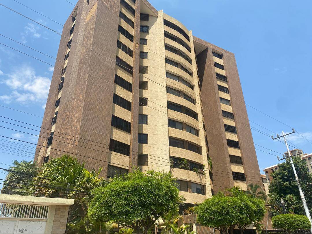 Apartamento en Avenida Cecilio Acosta