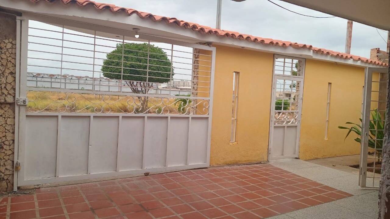 #2092 - CASA para Venta en Maracaibo - V