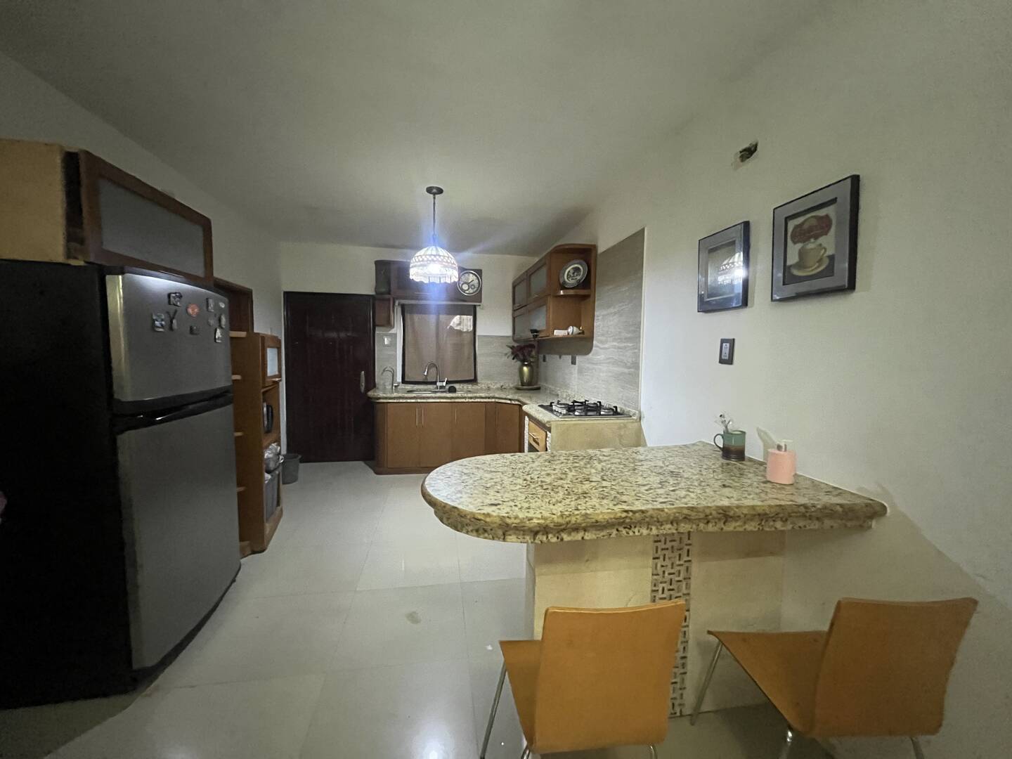 #2175 - CASA para Alquiler en Maracaibo - V