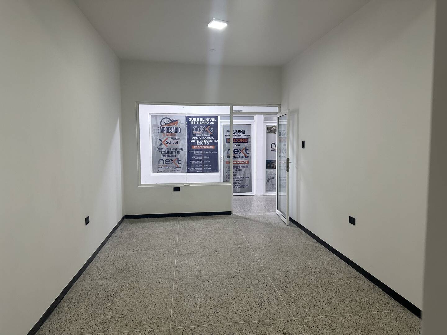 #2227 - LOCAL COMERCIAL para Alquiler en San Francisco - V