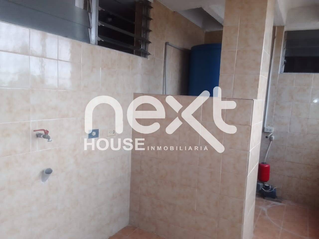 #2435 - APARTAMENTO para Venta en Maracaibo - V