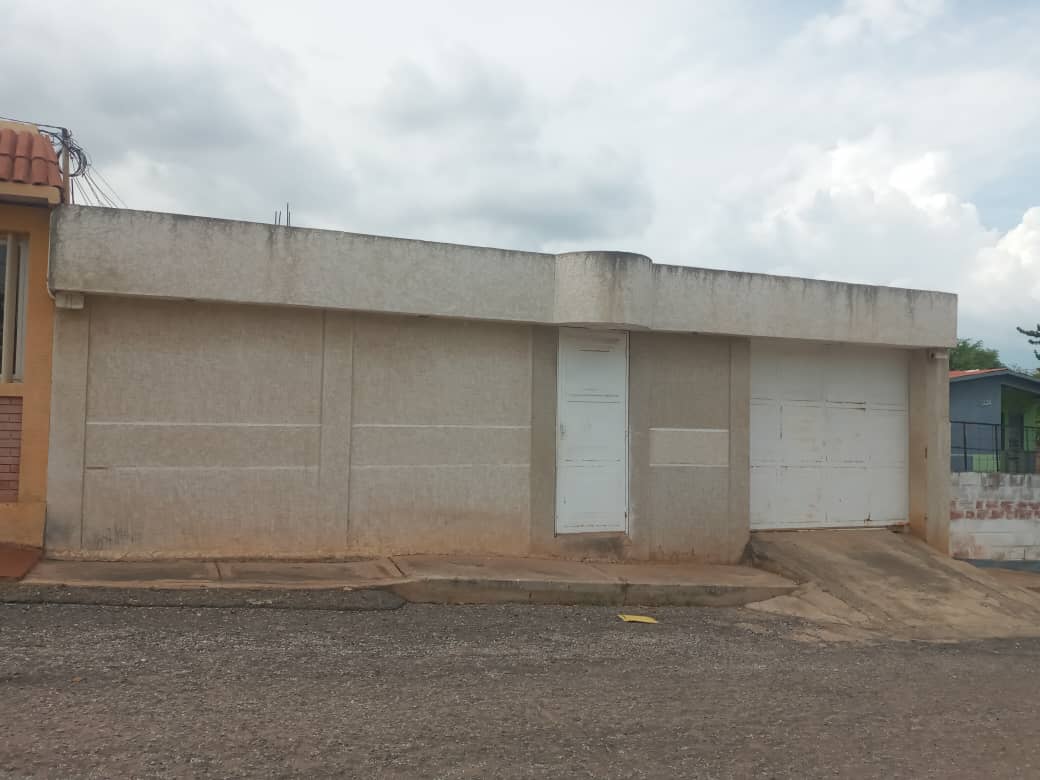 #2437 - CASA para Venta en Maracaibo - V