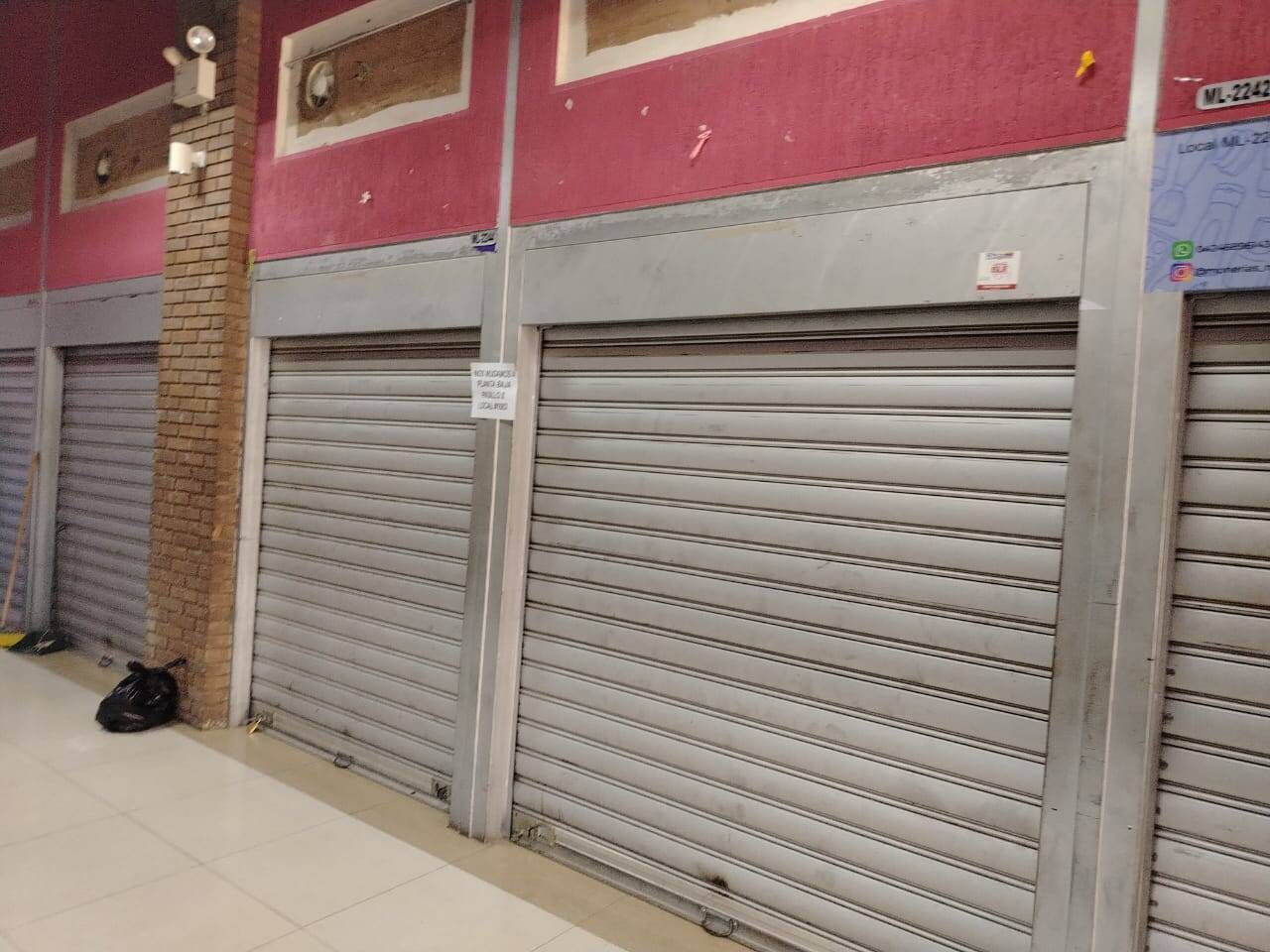 LOCAL GRAN BAZAR