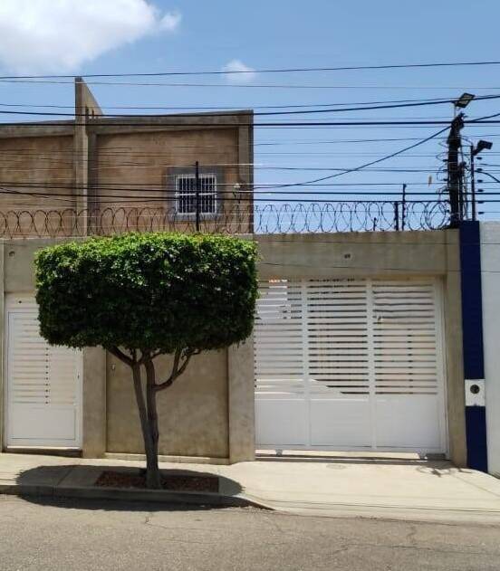 #1300 - TOWNHOUSE para Venta en Maracaibo - V