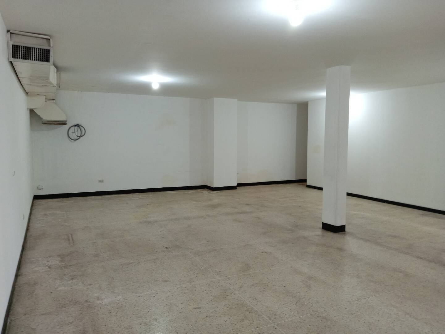 #2867 - LOCAL COMERCIAL para Alquiler en Maracaibo - V
