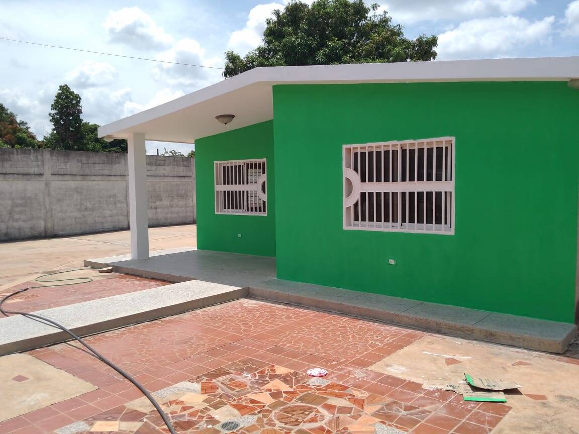 Casa en Barrio Carmelo Urdaneta