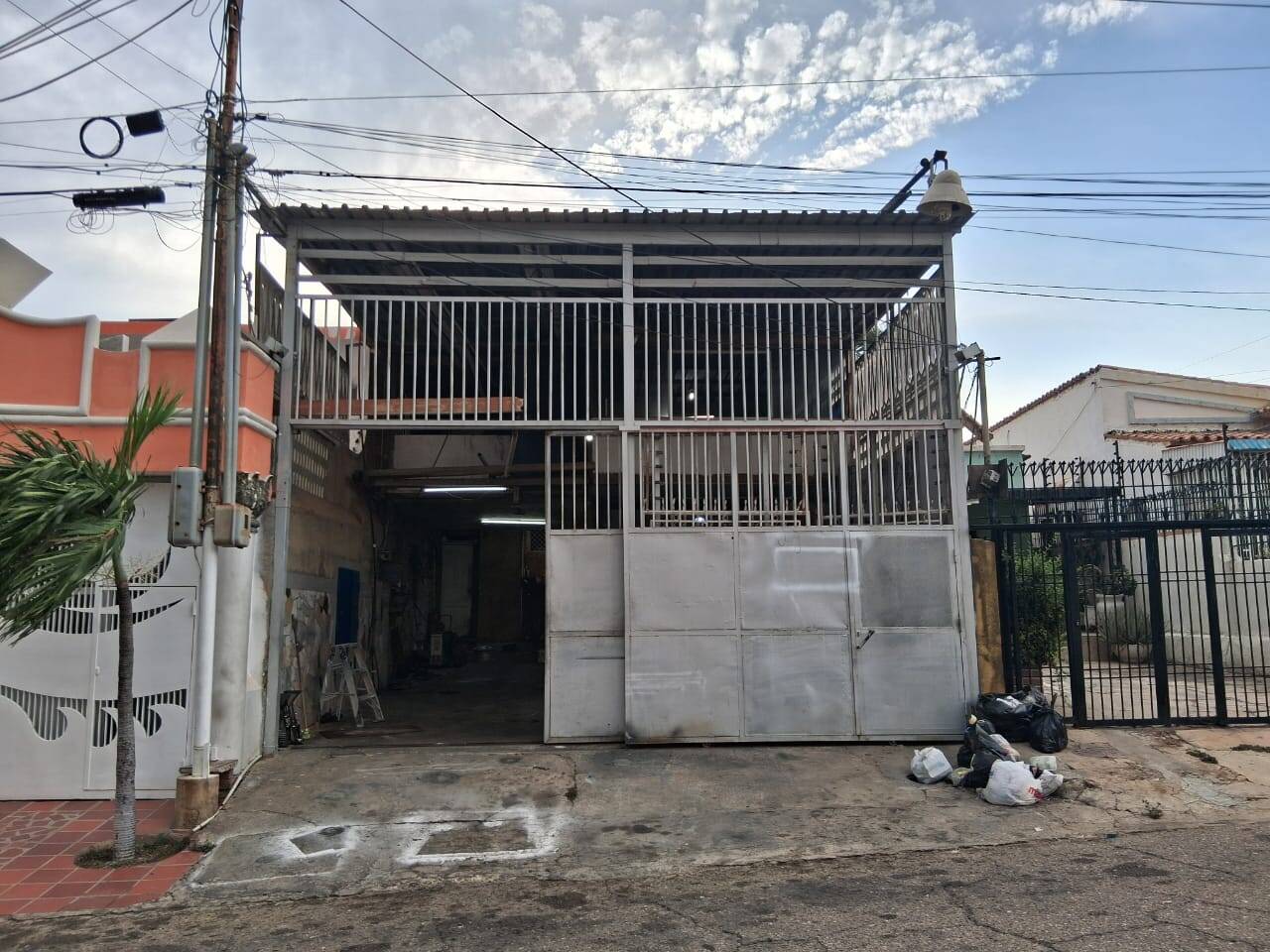 #2891 - CASA COMERCIAL para Venta en Maracaibo - V