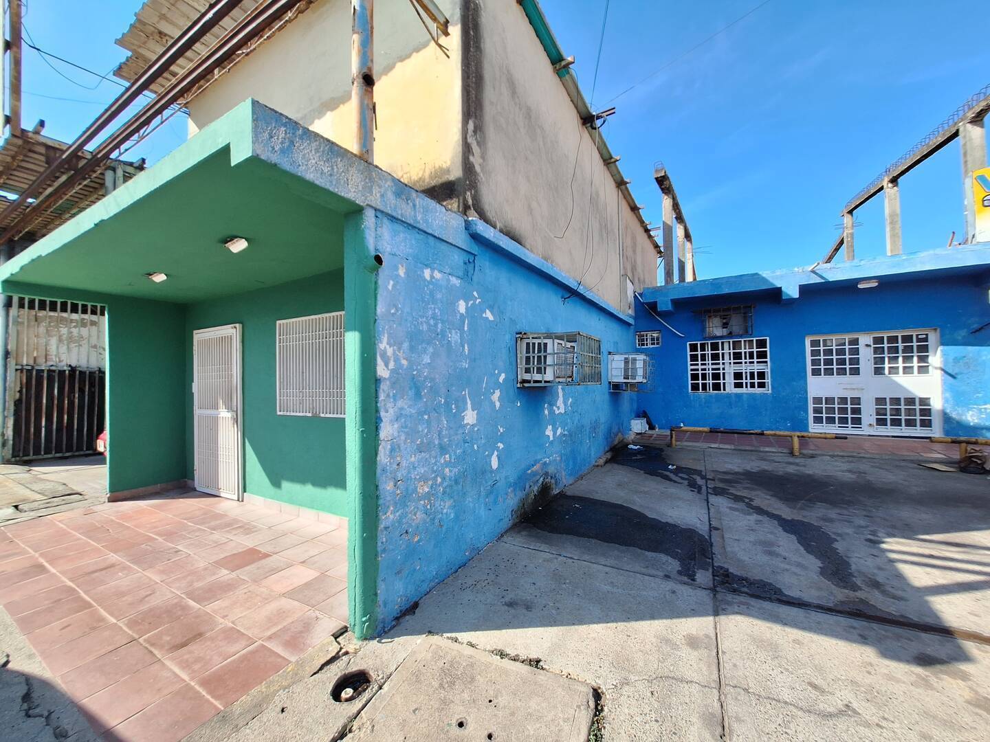 #3053 - LOCAL COMERCIAL para Venta en Ciudad Ojeda - V
