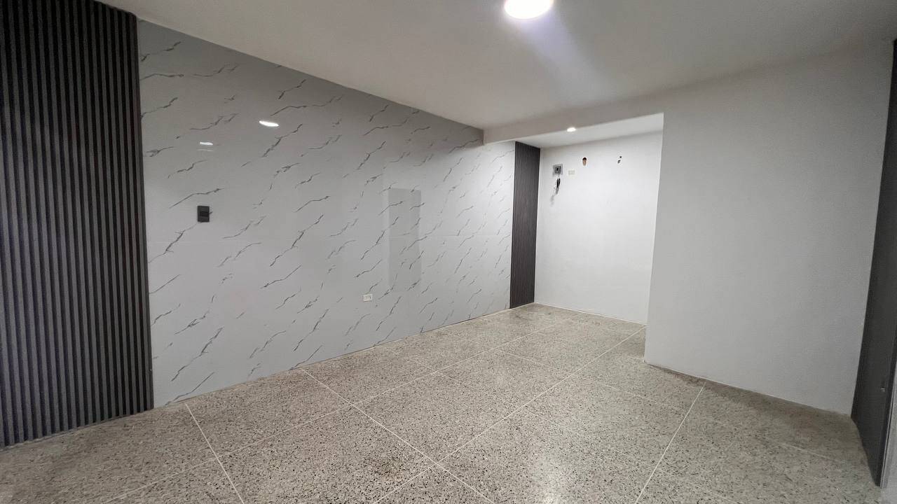 #3089 - LOCAL COMERCIAL para Alquiler en San Francisco - V