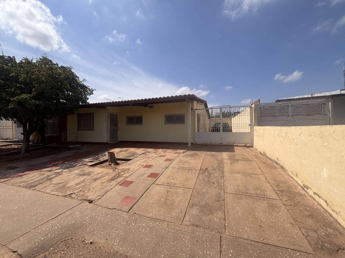 #3318 - CASA COMERCIAL para Venta en Maracaibo - V