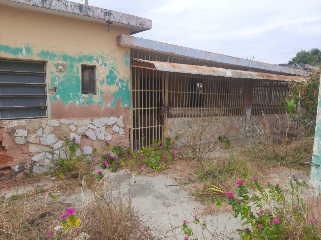 #3401 - TERRENO para Venta en Ciudad Ojeda - V