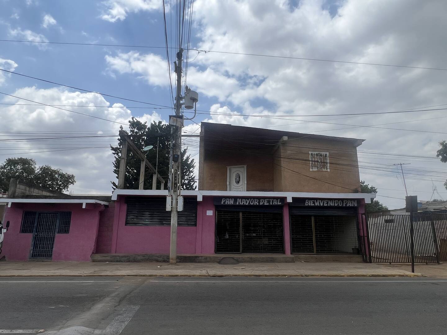 #3575 - CASA COMERCIAL para Venta en San Francisco - V