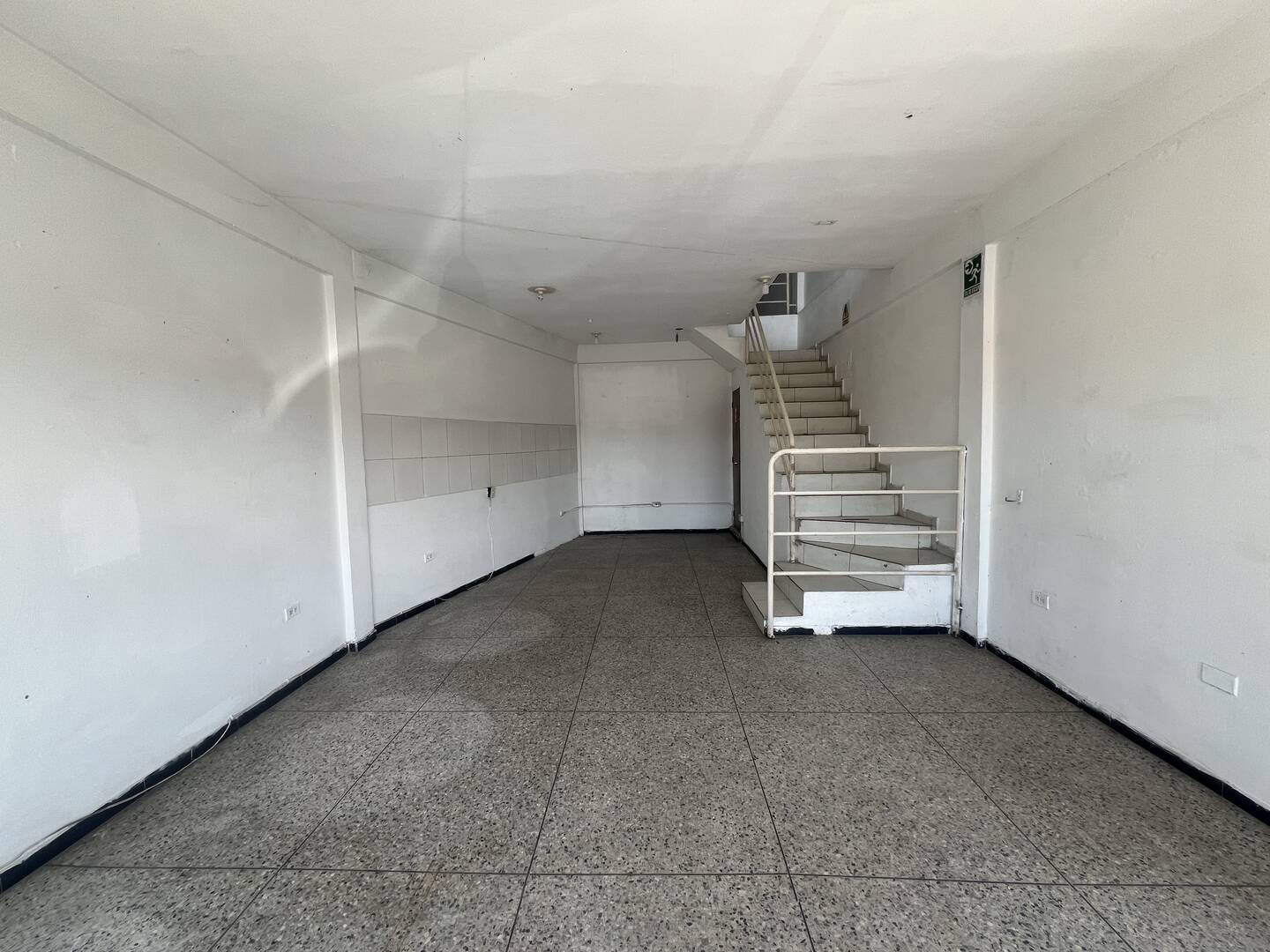 #3740 - LOCAL COMERCIAL para Alquiler en Ciudad Ojeda - V