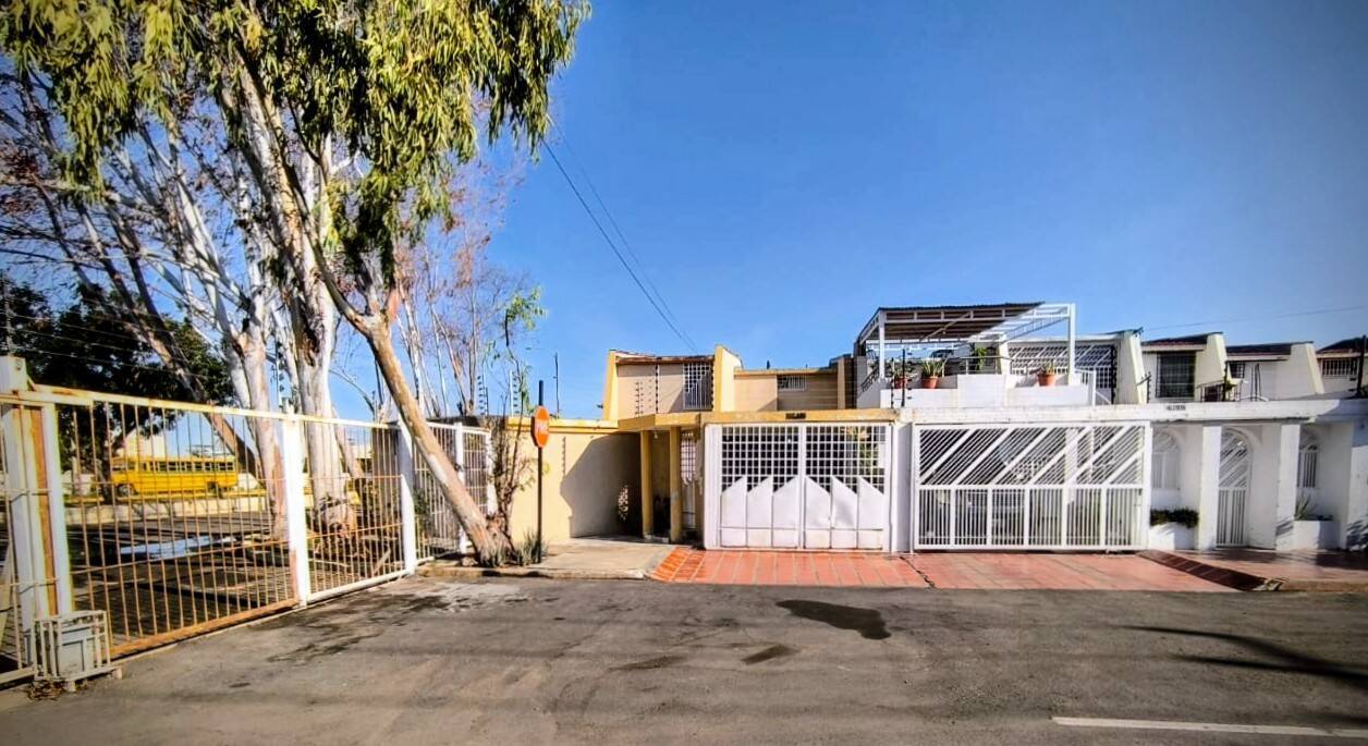 #3772 - CASA para Venta en Maracaibo - V