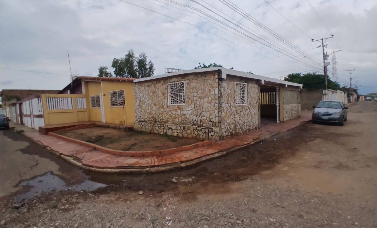 #3721 - CASA para Venta en Maracaibo - V