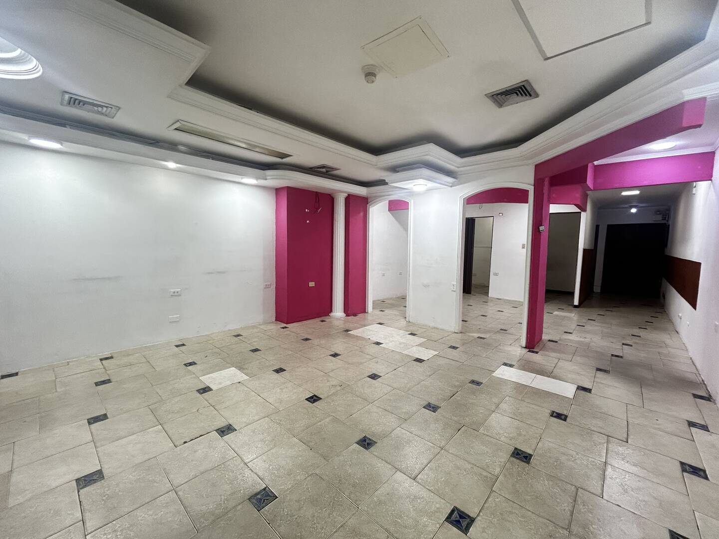 #3739 - LOCAL COMERCIAL para Venta en Maracaibo - V