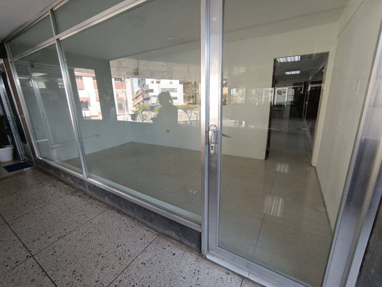 #3989 - LOCAL COMERCIAL para Alquiler en Maracaibo - V