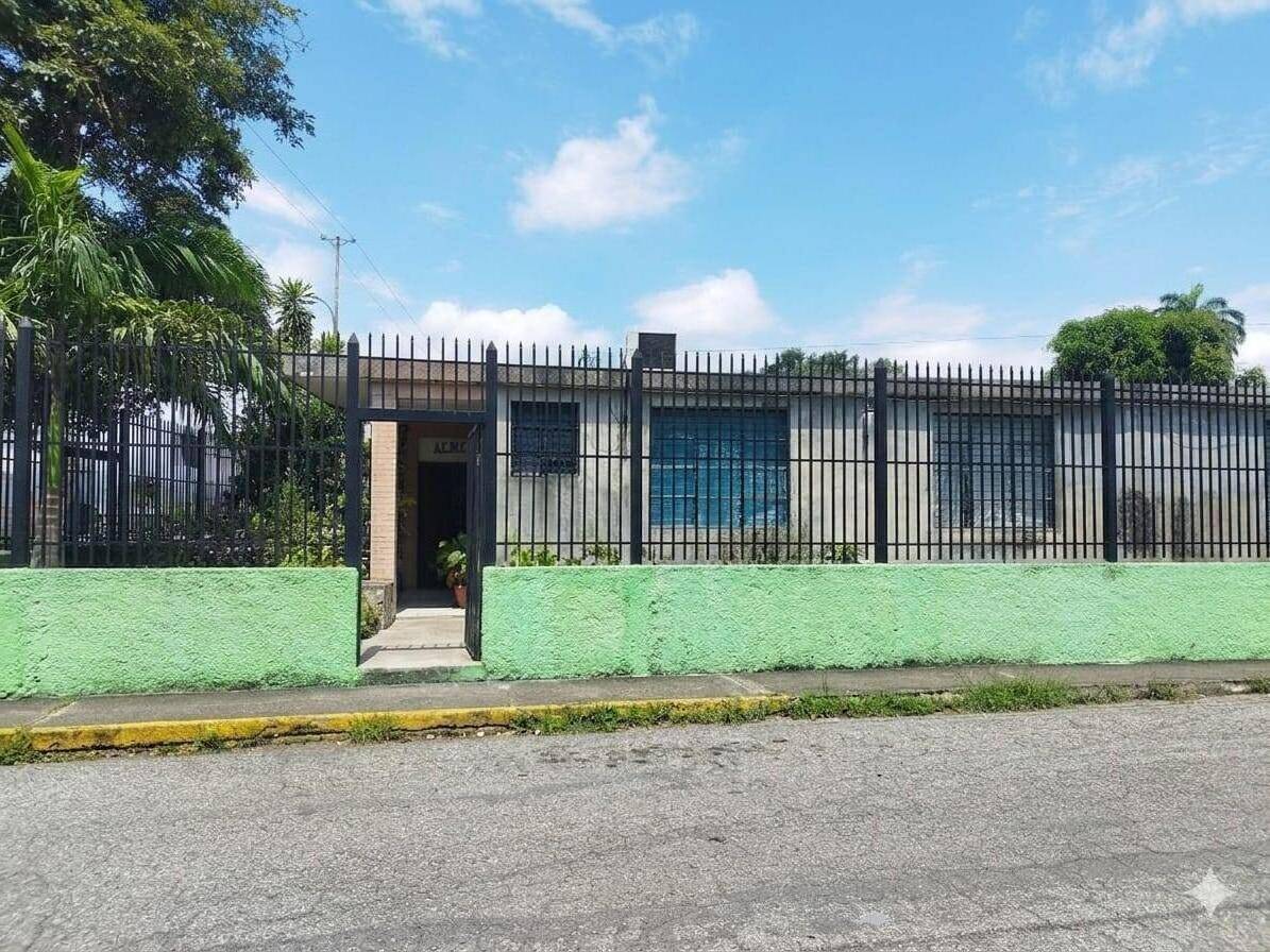 ENTRADA PRINCIPAL