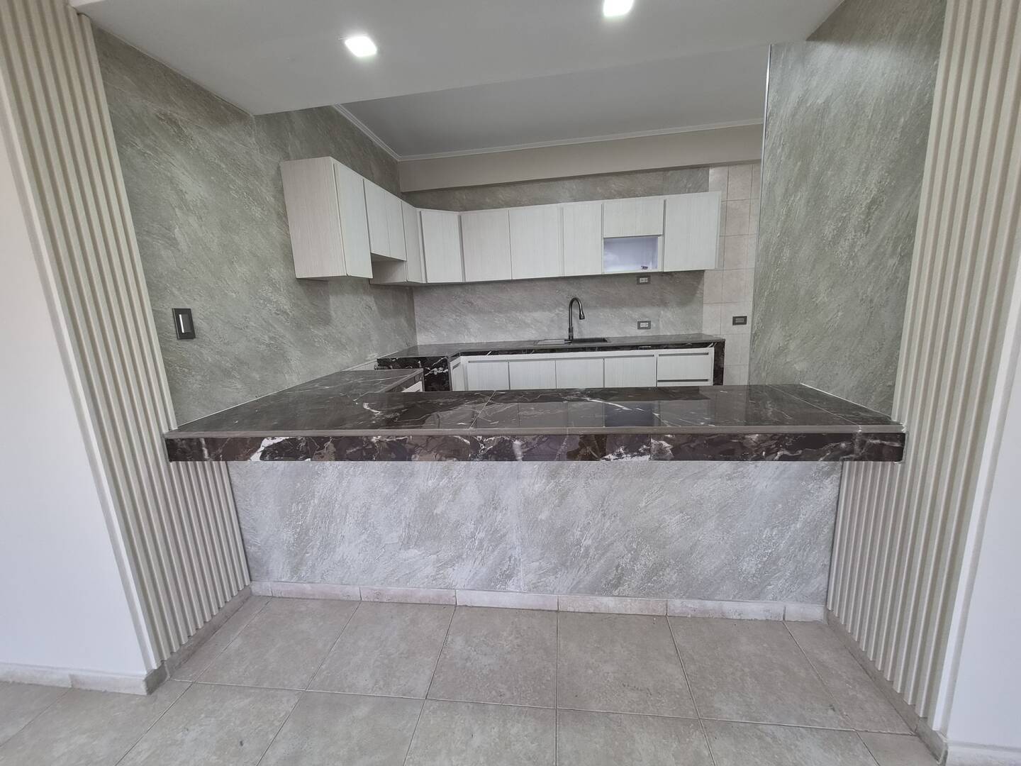 #4303 - APARTAMENTO para Venta en Ciudad Ojeda - V