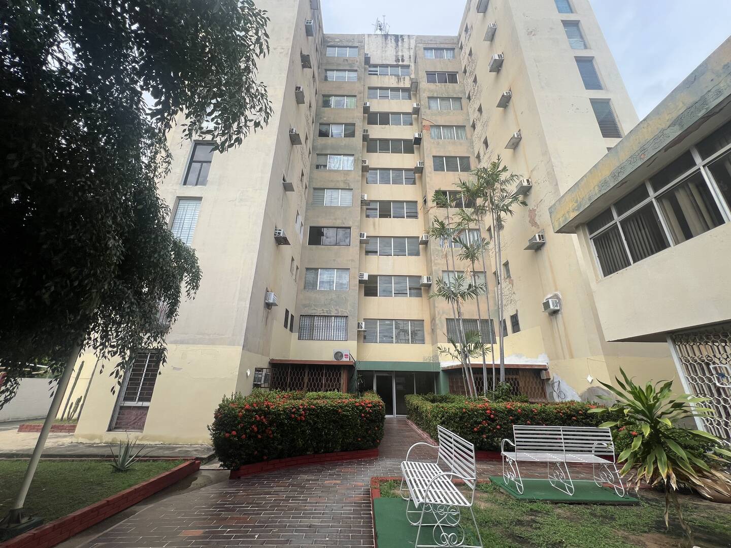 #4415 - APARTAMENTO para Alquiler en Ciudad Ojeda - V