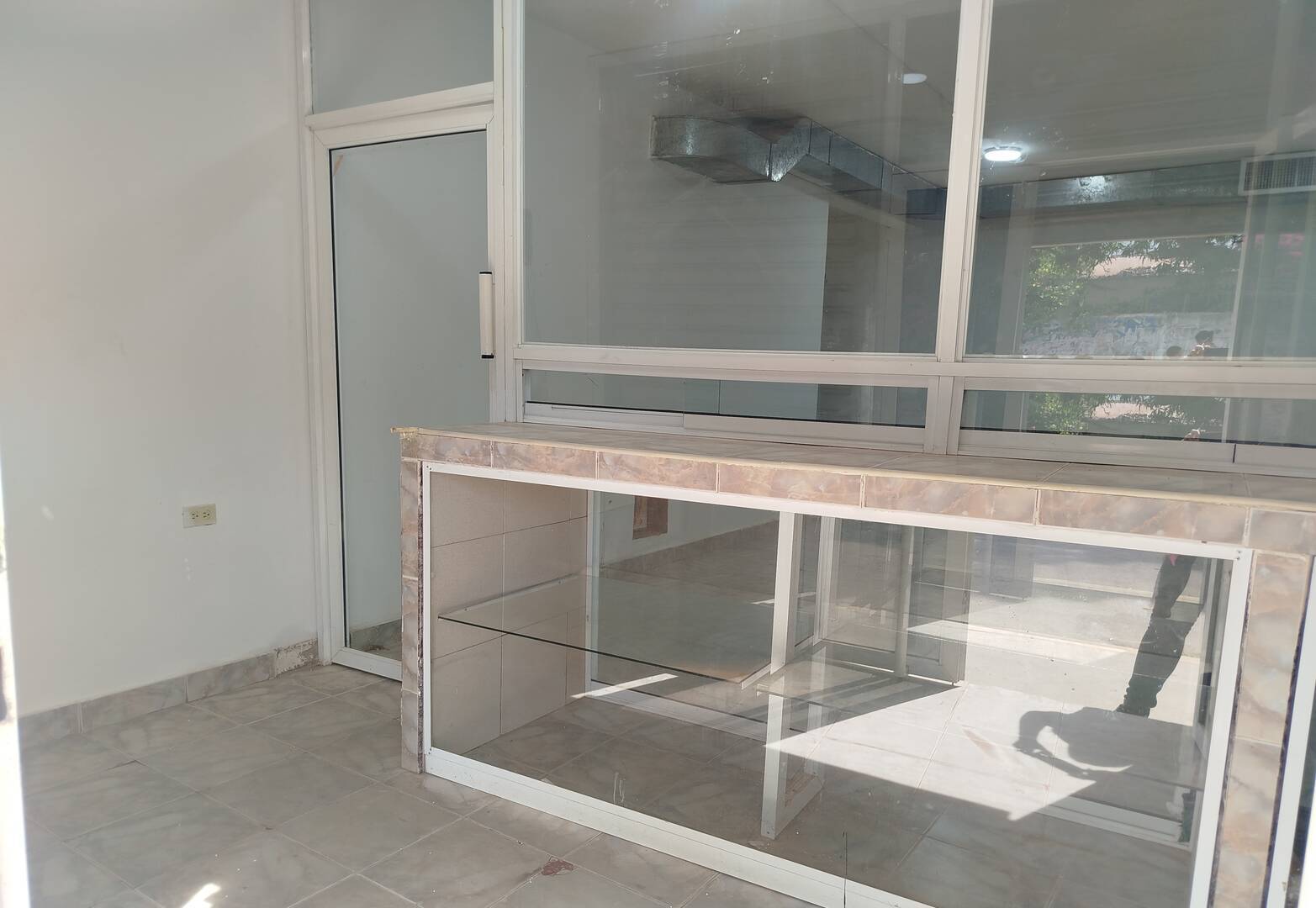 #4423 - LOCAL COMERCIAL para Alquiler en Maracaibo - V