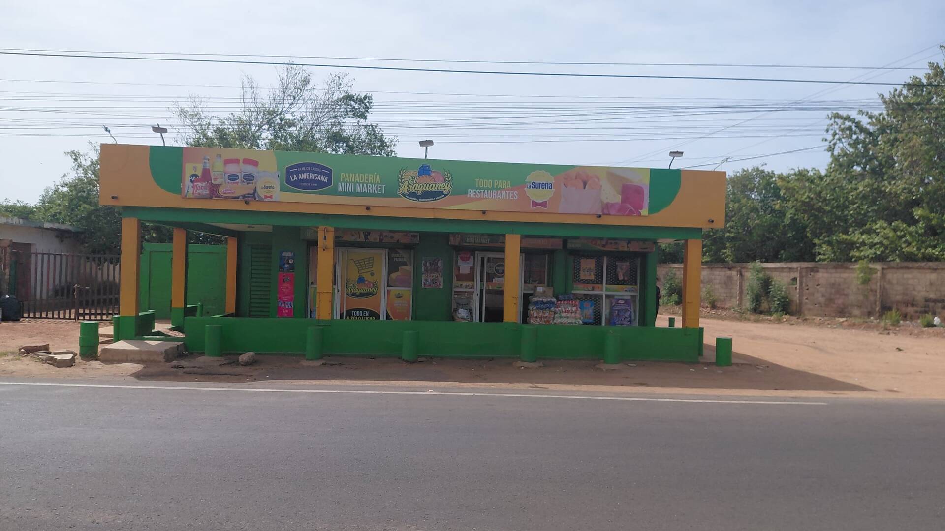 Local en Vía el Mojan