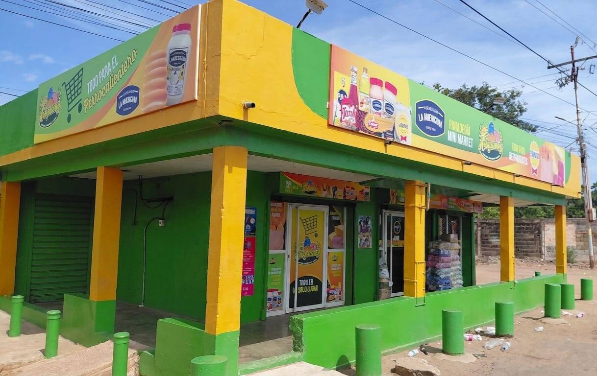 Local en Las Mandocas