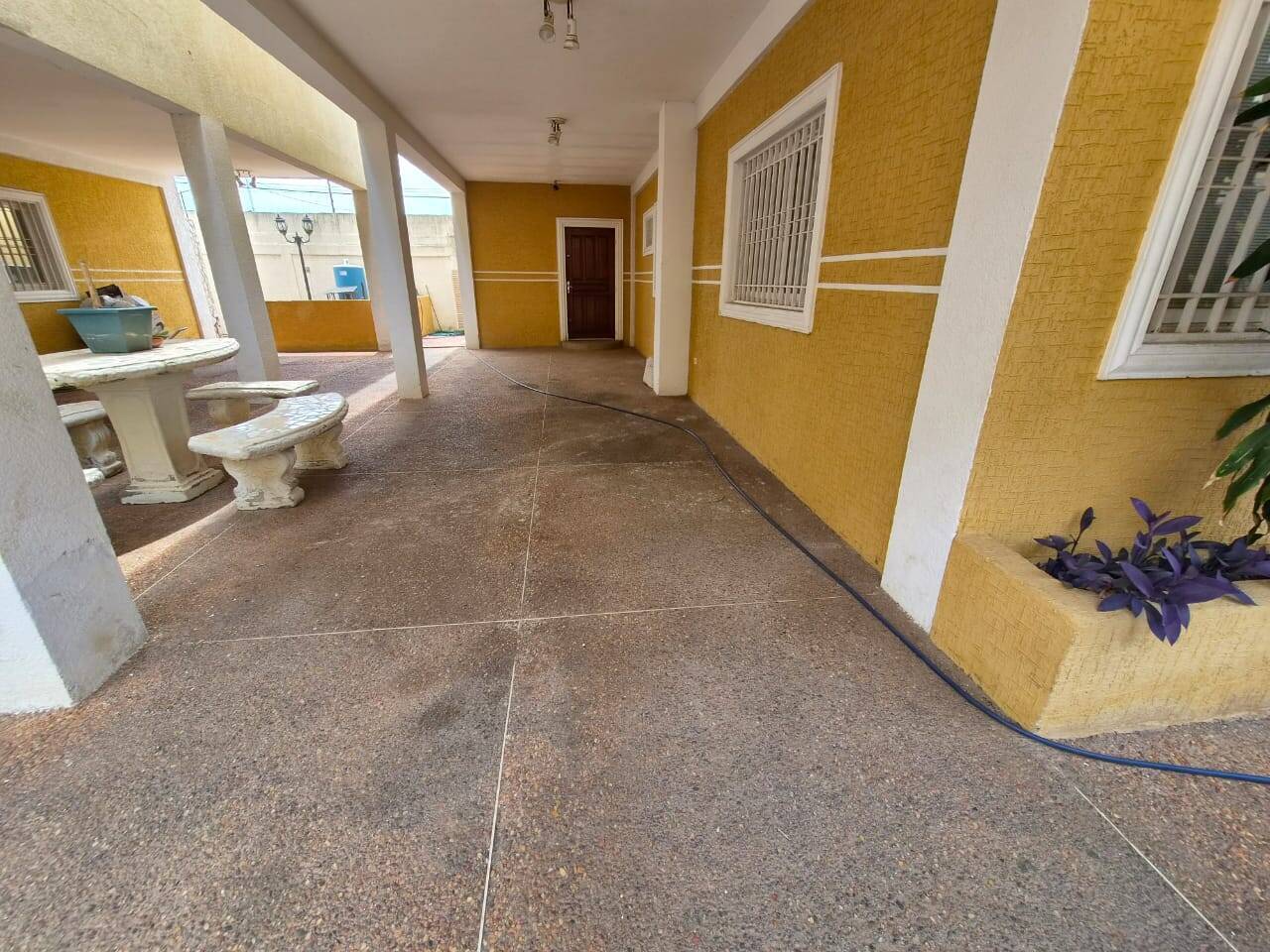 #4806 - TOWNHOUSE para Alquiler en Ciudad Ojeda - V