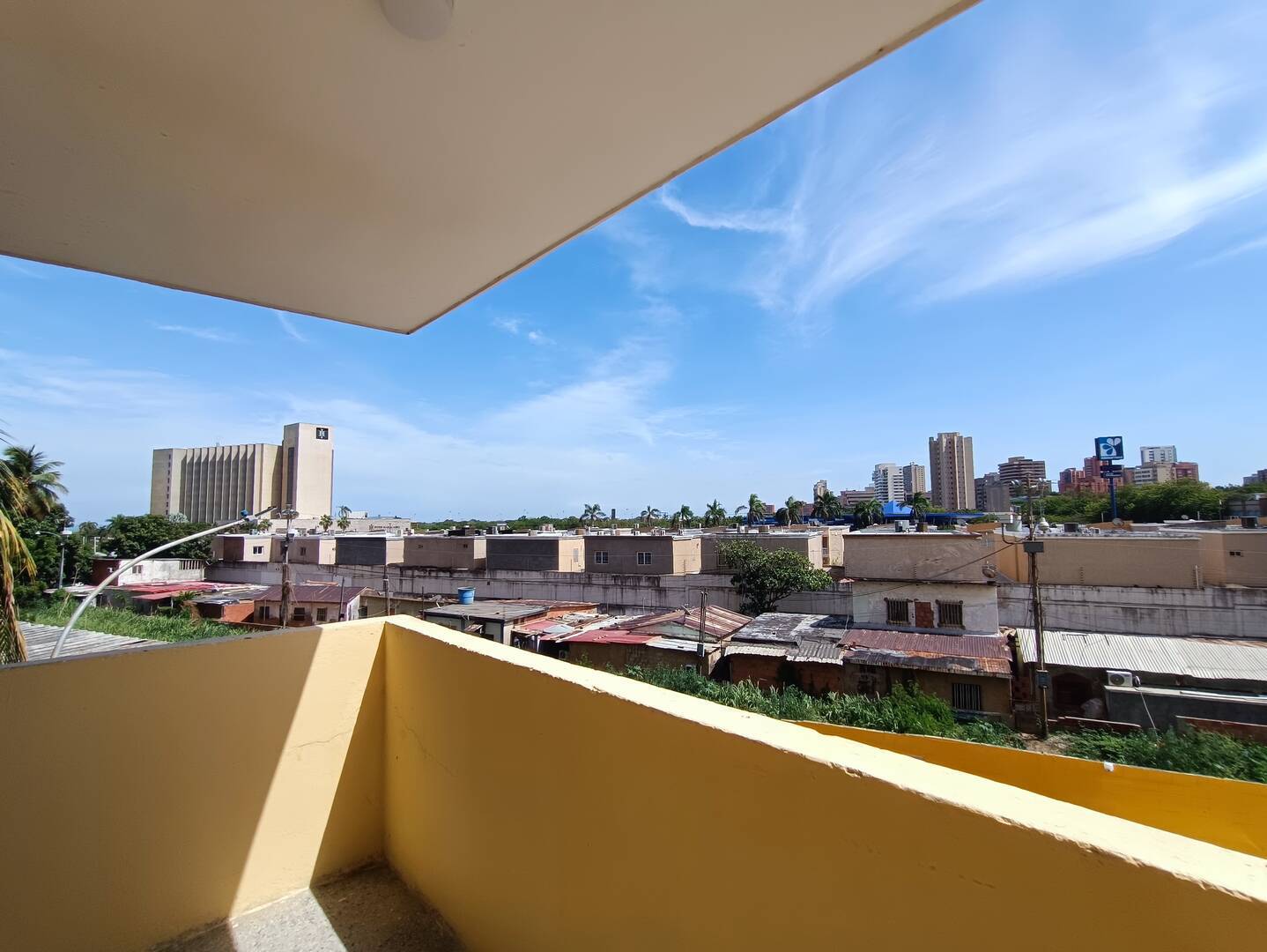 #4865 - APARTAMENTO para Alquiler en Maracaibo - V