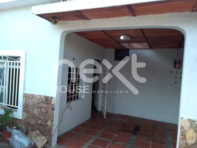 #477 - CASA para Venta en Maracaibo - V