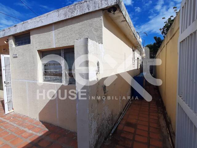 #623 - CASA COMERCIAL para Venta en Maracaibo - V