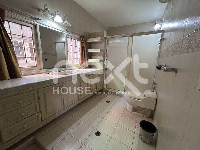 #693 - APARTAMENTO para Alquiler en Ciudad Ojeda - V