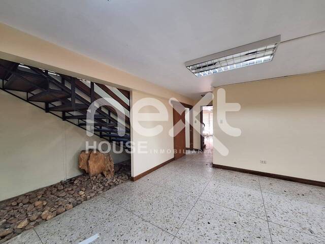 #691 - CASA COMERCIAL para Venta en Maracaibo - V