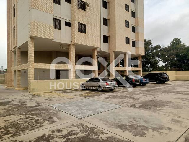 #981 - APARTAMENTO para Venta en Maracaibo - V