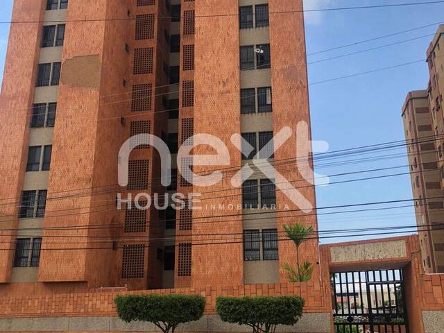 #893 - APARTAMENTO para Venta en Maracaibo - V