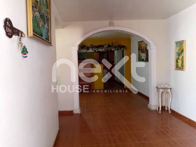 #902 - CASA para Venta en San Francisco - V