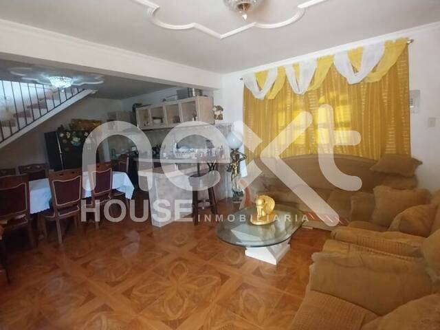 #1072 - CASA para Venta en Maracaibo - V